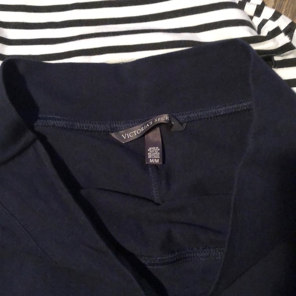 Victoria secret PINK mini skirts - Picture 5 of 5